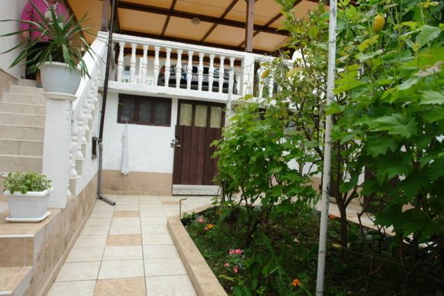Wisteria Hotel ติวัต ภายนอก รูปภาพ